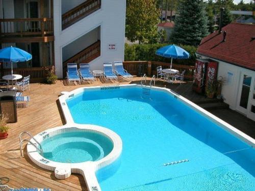 Beachside 216 With Pool Hot Tub And Private Deck Overlooking East Bay Traverse Stadt Exterior foto